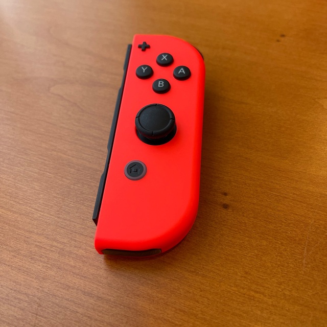 【美品】新型 Nintendo Switch 本体　ネオンブルー/ネオンレッド