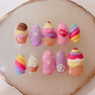 radynail 現品限り　カップケーキ　3D ネイルチップ