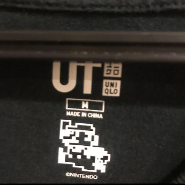 UNIQLO(ユニクロ)のユニクロ　テレサ　ドット柄　黒　Tシャツ　M レディースのトップス(Tシャツ(半袖/袖なし))の商品写真