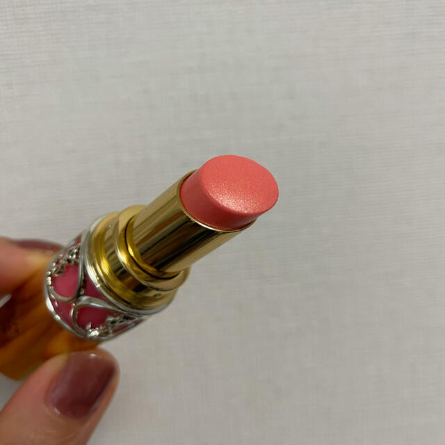 Yves Saint Laurent Beaute(イヴサンローランボーテ)の【なな様専用】イヴ・サンローラン リップ ほぼ新品 144 コスメ/美容のベースメイク/化粧品(口紅)の商品写真