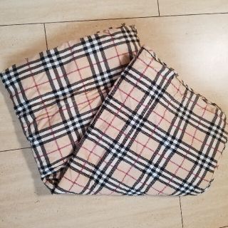 バーバリー(BURBERRY)のバーバリー 膝掛け ダウン＆フェザー(毛布)