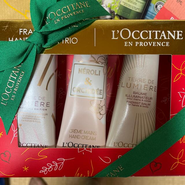 L'OCCITANE(ロクシタン)の新品美品ロクシタンセット　プレゼントにも コスメ/美容のボディケア(ハンドクリーム)の商品写真