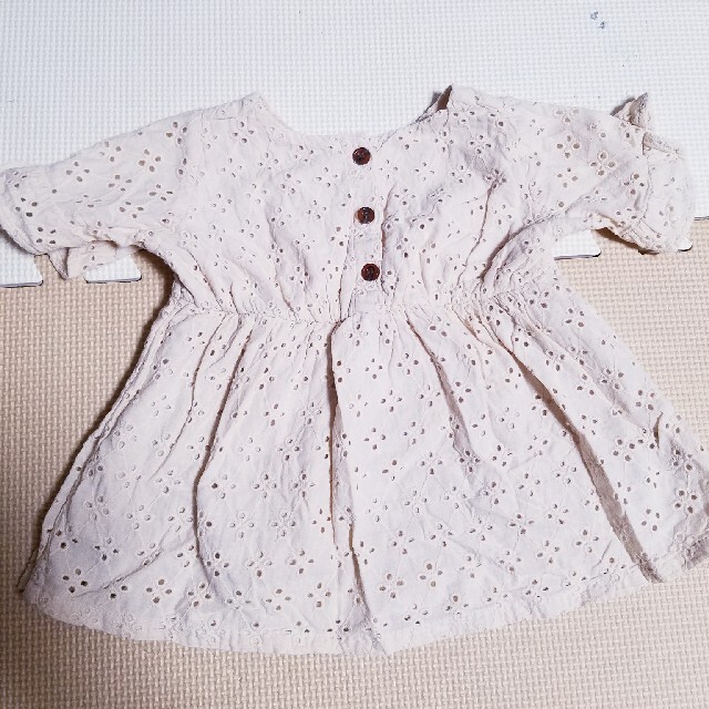 futafuta(フタフタ)のearth music&ecology 花柄コットンチュニック キッズ/ベビー/マタニティのベビー服(~85cm)(シャツ/カットソー)の商品写真