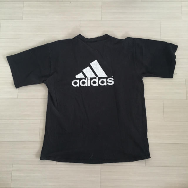 adidas(アディダス)のadidas 90's パフォーマンスロゴTEE メンズのトップス(Tシャツ/カットソー(半袖/袖なし))の商品写真