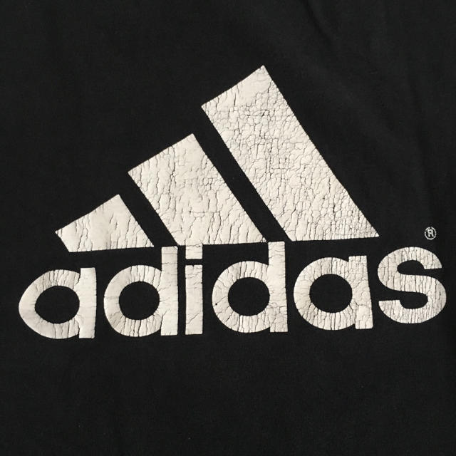 adidas(アディダス)のadidas 90's パフォーマンスロゴTEE メンズのトップス(Tシャツ/カットソー(半袖/袖なし))の商品写真