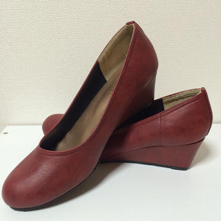 新品 ウエッジソールパンプス ワインレッド ボルドー(ハイヒール/パンプス)