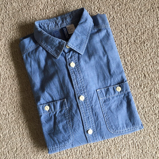 エイチアンドエム(H&M)の新品　h&m 長袖シャツ　カジュアルシャツ(シャツ)