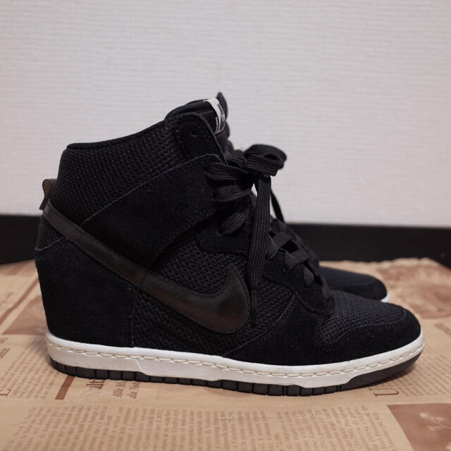 25cm NIKE WMNS DUNK SKY HI ESSENTIAL - スニーカー