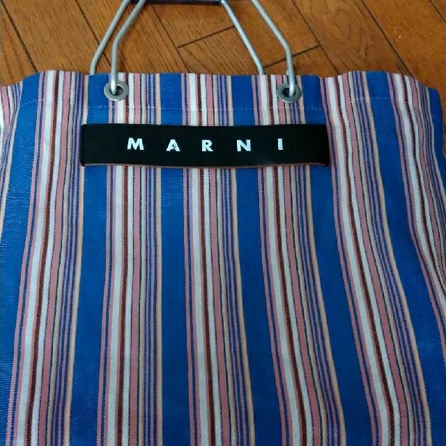 マルニ フラワーカフェ トートバッグ - carolinagelen.com