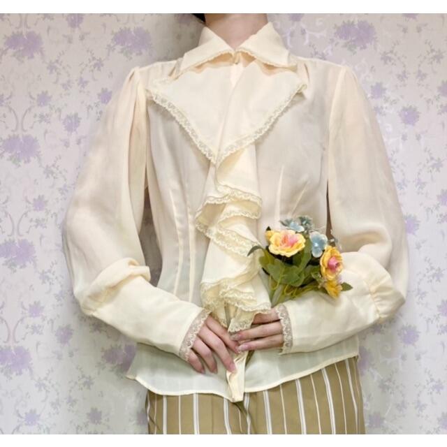 GUNNE SAX - フリルが素敵なヴィンテージブラウス GUNNE SAX - フリルが素敵なヴィンテージブラウス💐の通販 by