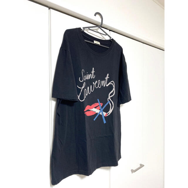 Saint Laurent(サンローラン)のサンローラン スモーキングリップ Tシャツ メンズのトップス(シャツ)の商品写真