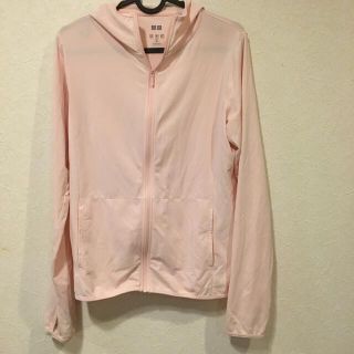 ユニクロ(UNIQLO)のユニクロ　UVパーカー(M)(パーカー)