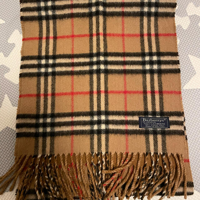 BURBERRY(バーバリー)の【美品】BURBERRY　ノバチェック柄　100％カシミヤ　フリンジマフラー メンズのファッション小物(マフラー)の商品写真