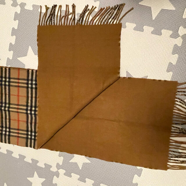 BURBERRY(バーバリー)の【美品】BURBERRY　ノバチェック柄　100％カシミヤ　フリンジマフラー メンズのファッション小物(マフラー)の商品写真