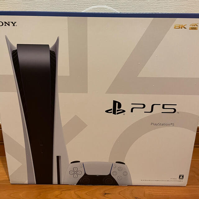 PlayStation(プレイステーション)の新品　PS5 PlayStation5 ディスクドライブ搭載モデル エンタメ/ホビーのゲームソフト/ゲーム機本体(家庭用ゲーム機本体)の商品写真