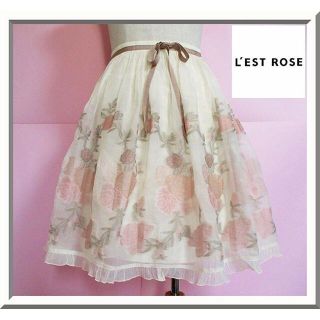 レストローズ(L'EST ROSE)の【レストローズ】シアー花柄ギャザースカート☆透け感シースルーフラワープリント(ひざ丈スカート)