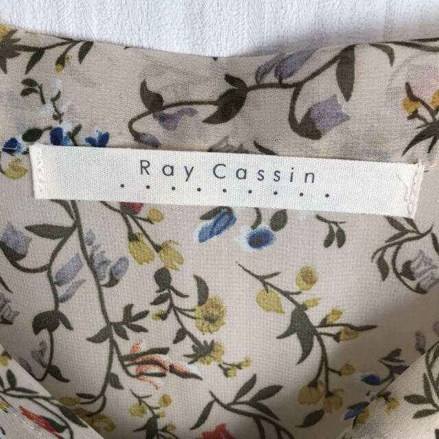 RayCassin(レイカズン)の【Ray Cassin】 🌸　花柄ブラウス レディースのトップス(シャツ/ブラウス(長袖/七分))の商品写真