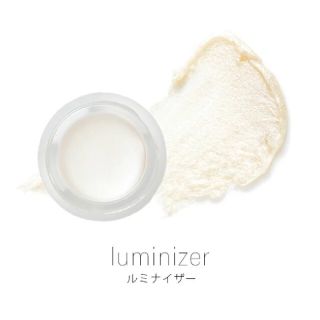 コスメキッチン(Cosme Kitchen)の値下！rms beauty　ルミナイザー(その他)