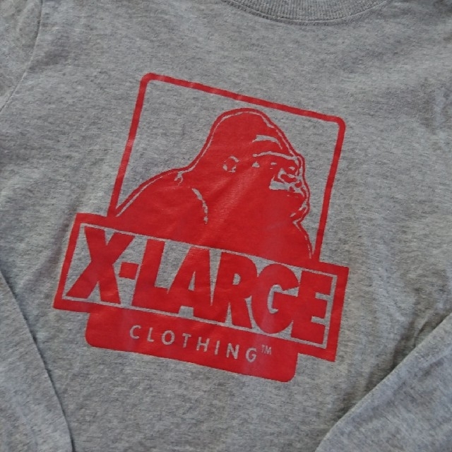 XLARGE(エクストララージ)のX-LARGE★グレーロンT★120 キッズ/ベビー/マタニティのキッズ服男の子用(90cm~)(Tシャツ/カットソー)の商品写真