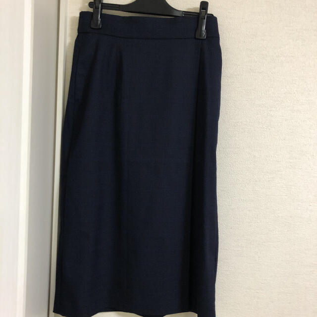 UNIQLO(ユニクロ)の美品　ユニクロ　タイトスカート　M レディースのスカート(ひざ丈スカート)の商品写真