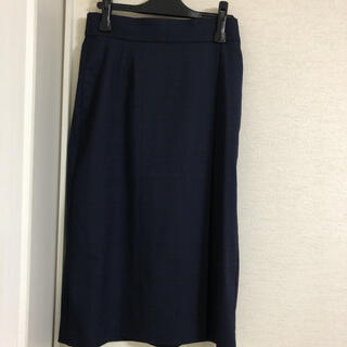 ユニクロ(UNIQLO)の美品　ユニクロ　タイトスカート　M(ひざ丈スカート)