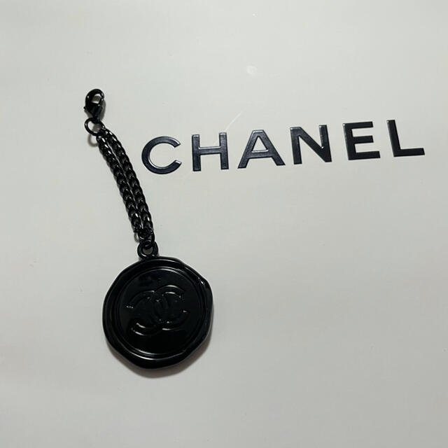 CHANEL(シャネル)の★引越しSALE★CHANEL 非売品アクセサリーチャーム エンタメ/ホビーのコレクション(ノベルティグッズ)の商品写真