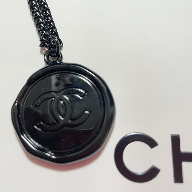 CHANEL(シャネル)の★引越しSALE★CHANEL 非売品アクセサリーチャーム エンタメ/ホビーのコレクション(ノベルティグッズ)の商品写真