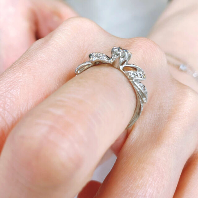 PT900ダイヤリング💝ハートシェイプカットダイヤリング💝D0.357ct レディースのアクセサリー(リング(指輪))の商品写真