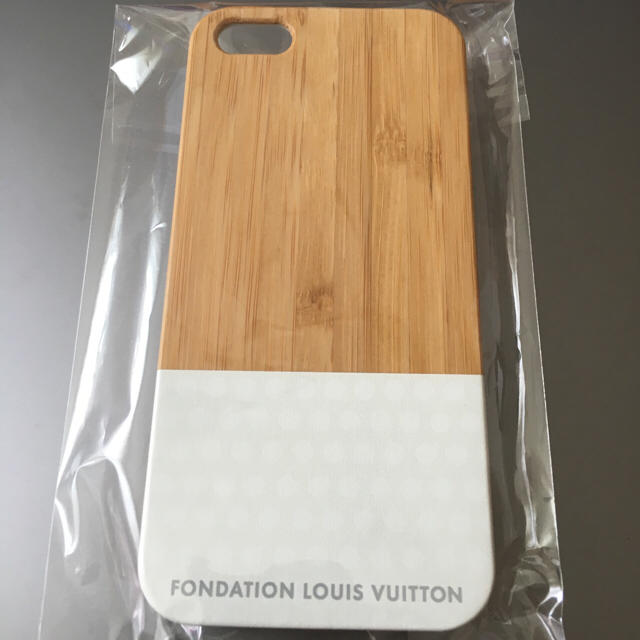 LOUIS VUITTON(ルイヴィトン)のフォンダシオン ルイヴィトン iPhoneケース スマホ/家電/カメラのスマホアクセサリー(モバイルケース/カバー)の商品写真