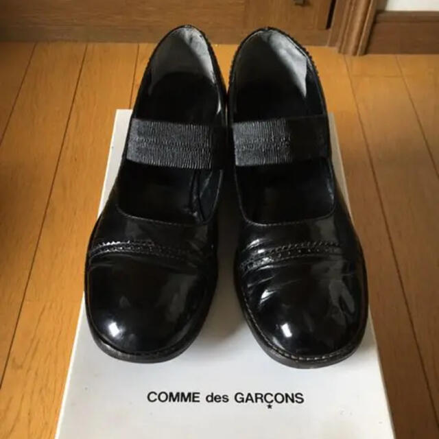 COMME des GARCONS(コムデギャルソン)のトリココムデギャルソン★エナメルシューズ レディースの靴/シューズ(ローファー/革靴)の商品写真