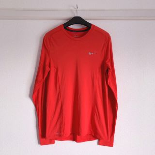 ナイキ(NIKE)のNIKE ナイキ ロングスリーブトップス(メンズMサイズ レッド)(ウェア)