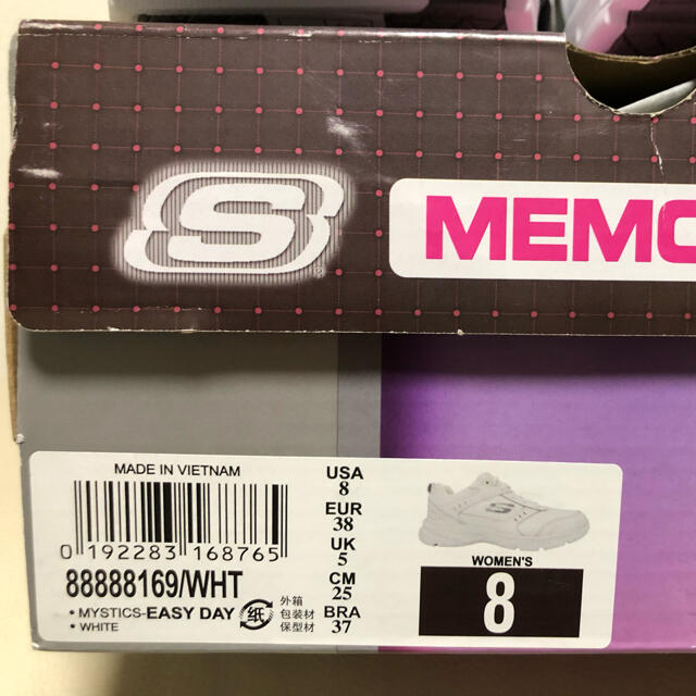 SKECHERS(スケッチャーズ)の‼️新品☆スケッチャーズ　MEMORY FOAM 25cm ホワイト　レディース レディースの靴/シューズ(スニーカー)の商品写真