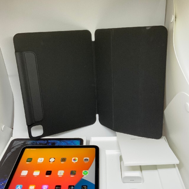 美品　iPad Pro 11インチ　64GB シルバー  wifi　おまけ付き