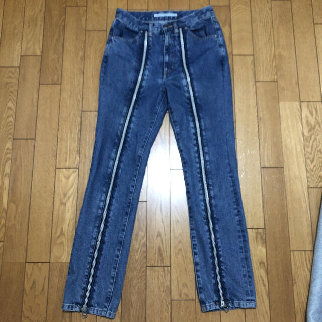 JOHN LAWRENCE SULLIVAN(ジョンローレンスサリバン)のjohn lawrence sullivan 19ss zip denim メンズのパンツ(デニム/ジーンズ)の商品写真