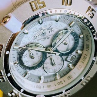 インビクタ(INVICTA)の新品●箱付き 白+シルバー インビクタ/INVICTA メンズ スイス腕時計(ラバーベルト)