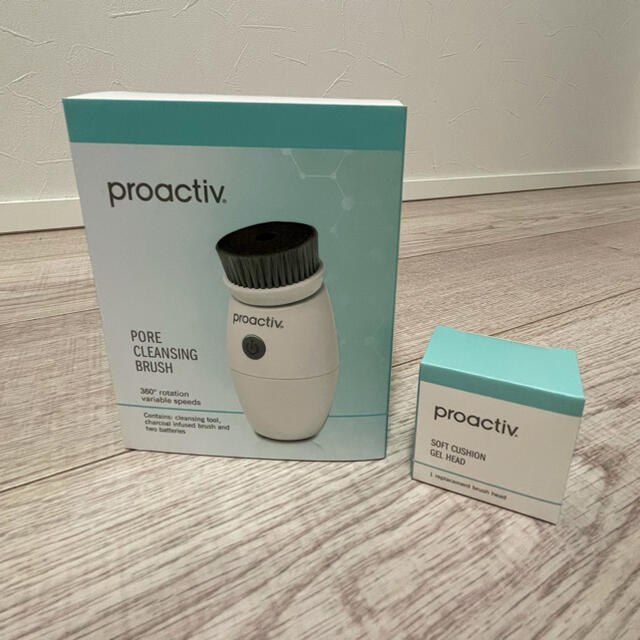 proactiv(プロアクティブ)の【新品未使用】プロアクティブ  ポアクレンジングブラシ　 スマホ/家電/カメラの美容/健康(フェイスケア/美顔器)の商品写真