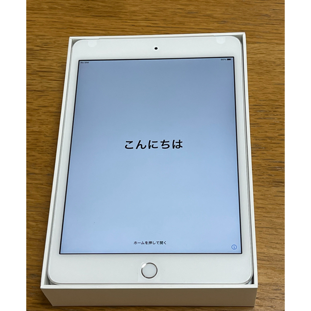 Apple(アップル)のiPad mini4  16GB wifi +Cellular  シルバー スマホ/家電/カメラのPC/タブレット(タブレット)の商品写真