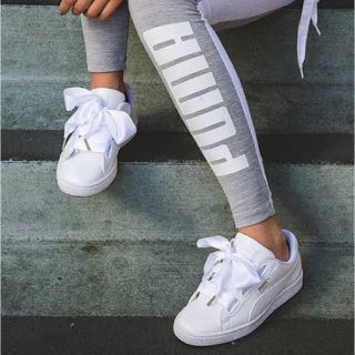 プーマ(PUMA)のさとみ様専用　バスケットハート　サテン&ベルベットリボン　白　24.5(スニーカー)