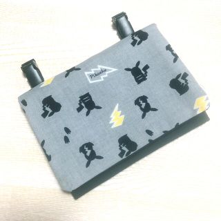 移動ポケット★ポケモン(外出用品)