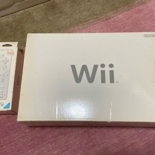 ウィー(Wii)の[ wii ] wii 本体とソフト　wii fit 付き(家庭用ゲーム機本体)