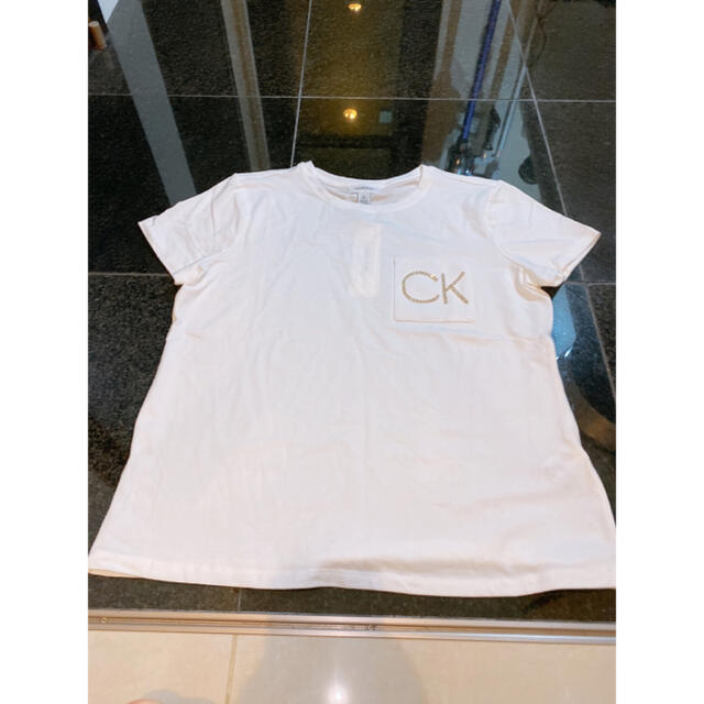 Calvin Klein(カルバンクライン)のカルバンクライン Calvin Klein Tシャツ トップス キラキラ  レディースのトップス(Tシャツ(半袖/袖なし))の商品写真