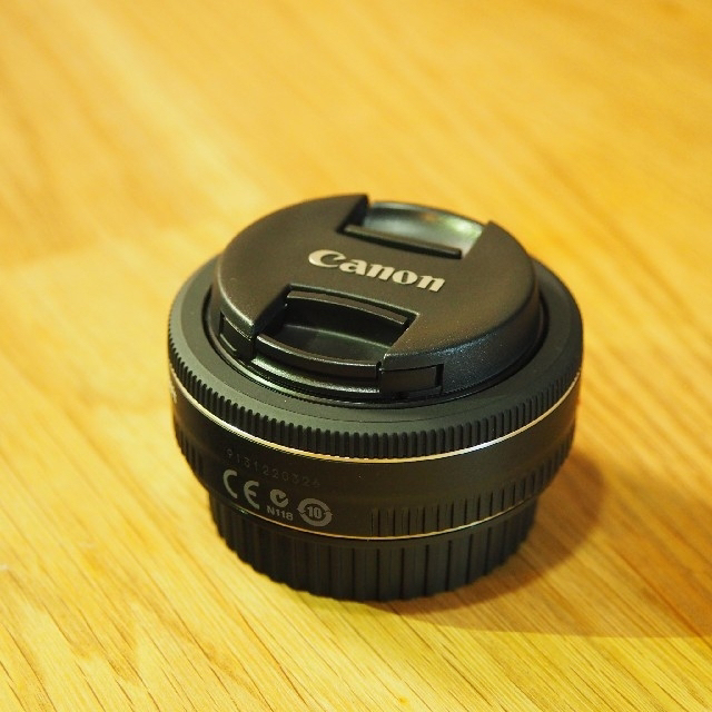 CANON　EF40mm F2.8 STM