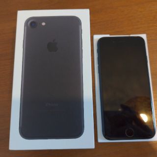 アイフォーン(iPhone)のiphone7 128GB(スマートフォン本体)