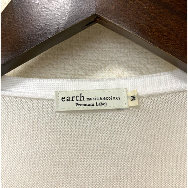 earth music & ecology(アースミュージックアンドエコロジー)のearth アース レディース M 薄手 カーディガン ホワイト 春夏  レディースのトップス(カーディガン)の商品写真