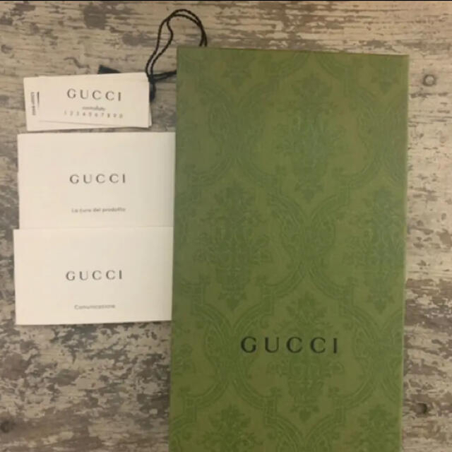 Gucci(グッチ)のグッチ　スマホケース　ドラえもん レディースのファッション小物(その他)の商品写真