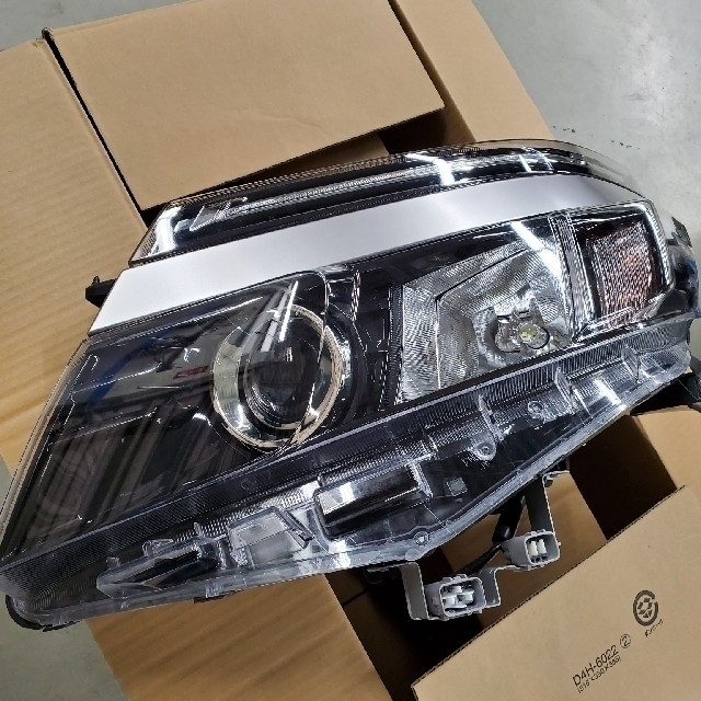 80 VOXY ヘッドライトユニット 左右セット | www.innoveering.net
