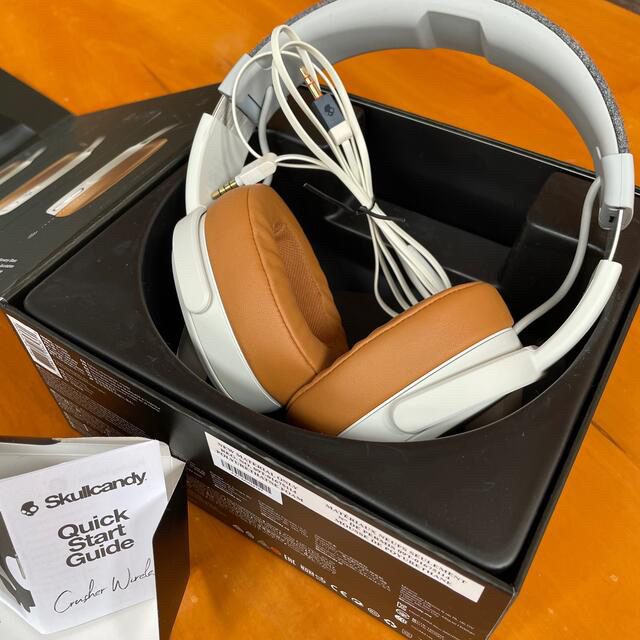 Skullcandy(スカルキャンディ)のSkullcandy ワイヤレス ヘッドホン　S6CRW スマホ/家電/カメラのオーディオ機器(ヘッドフォン/イヤフォン)の商品写真