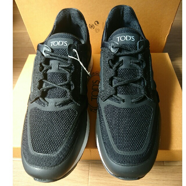 TOD'S(トッズ)の新品未使用 TOD'Sスニーカー 7 メンズの靴/シューズ(スニーカー)の商品写真