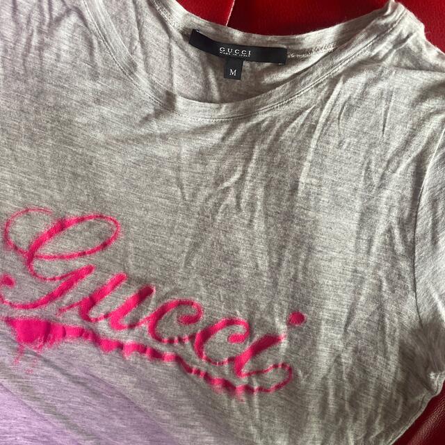 Gucci(グッチ)のグッチ　Tシャツ レディースのトップス(Tシャツ(半袖/袖なし))の商品写真