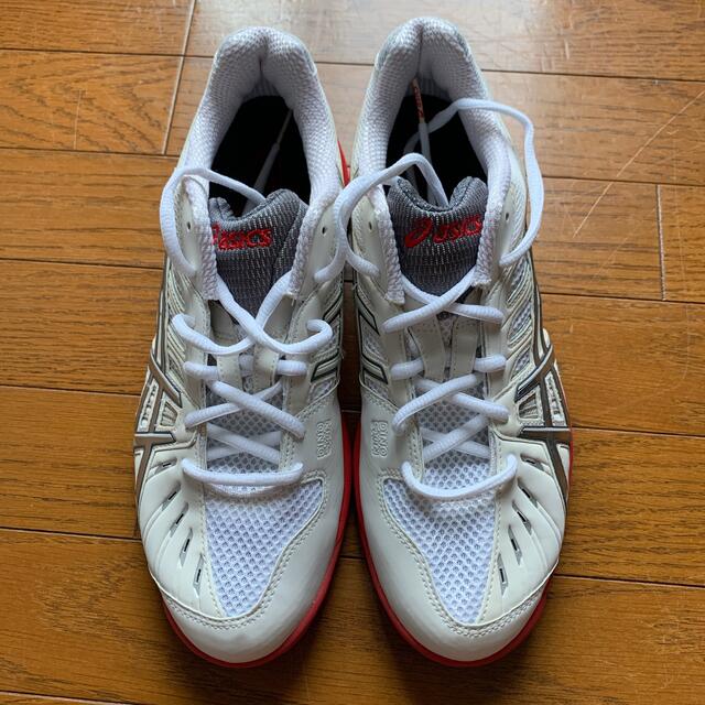 asics(アシックス)の（新品同様）アシックス　プレステージライト　26cm スポーツ/アウトドアのテニス(シューズ)の商品写真